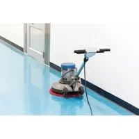 machine that cleans tile floors (2)